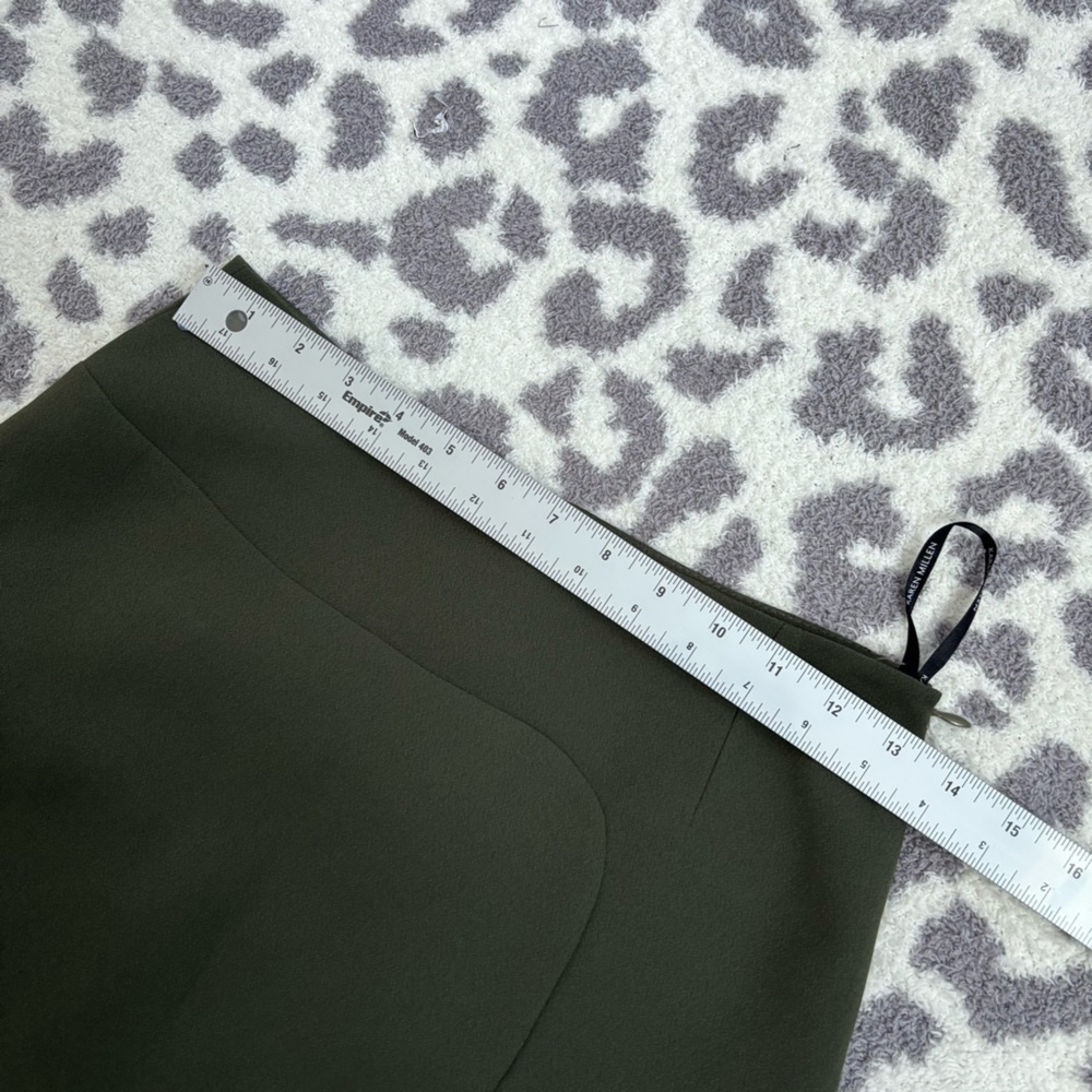 Karen Millen Dark Green Mini Skirt - Picture 5 of 8